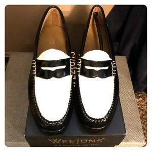 Weejuns Leather Loafer